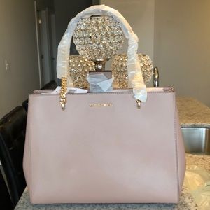 NWT MICHAEL KORS LARGE ELLIS TOTE